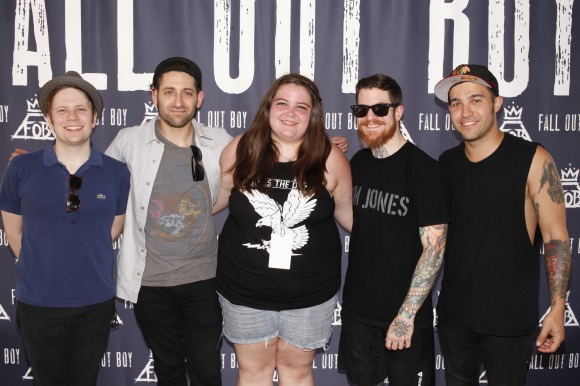 Let's be real here. I met Fall Out Boy this year. That seemed like only a dream to me 9 years ago.